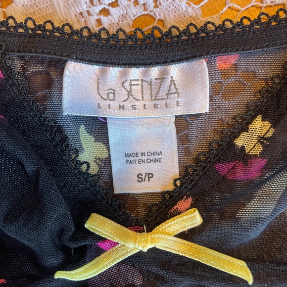 La Senza butterfly lingerie top - Picture 2 of 3